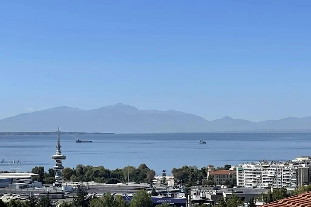 The Grapiti - Spectacular View Spacious Apartment 테살로니키 그리스