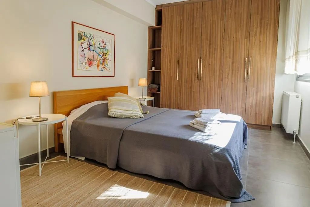 The Grapiti - Spectacular View Spacious Apartment 테살로니키